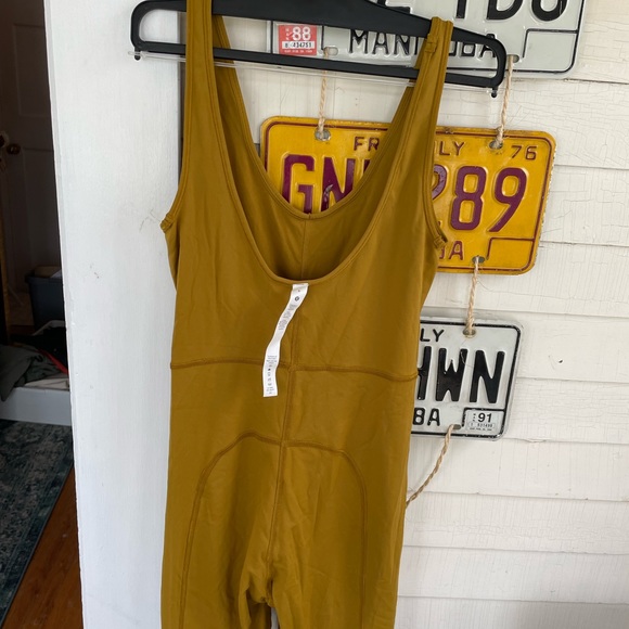 Sweat intention onesie lululemon - Picture 4 of 6